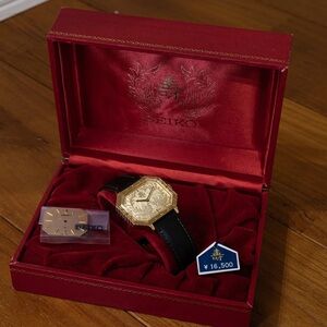 Vintage Seiko 21-3210.
Gold Emperor "Kotobuki".
The "Wedding Anniversary" Seiko.